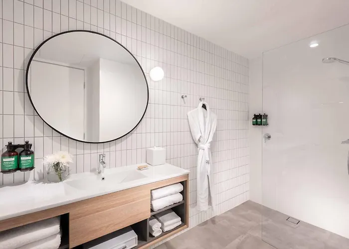 Crowne Plaza Adelaide By Ihg Hotel